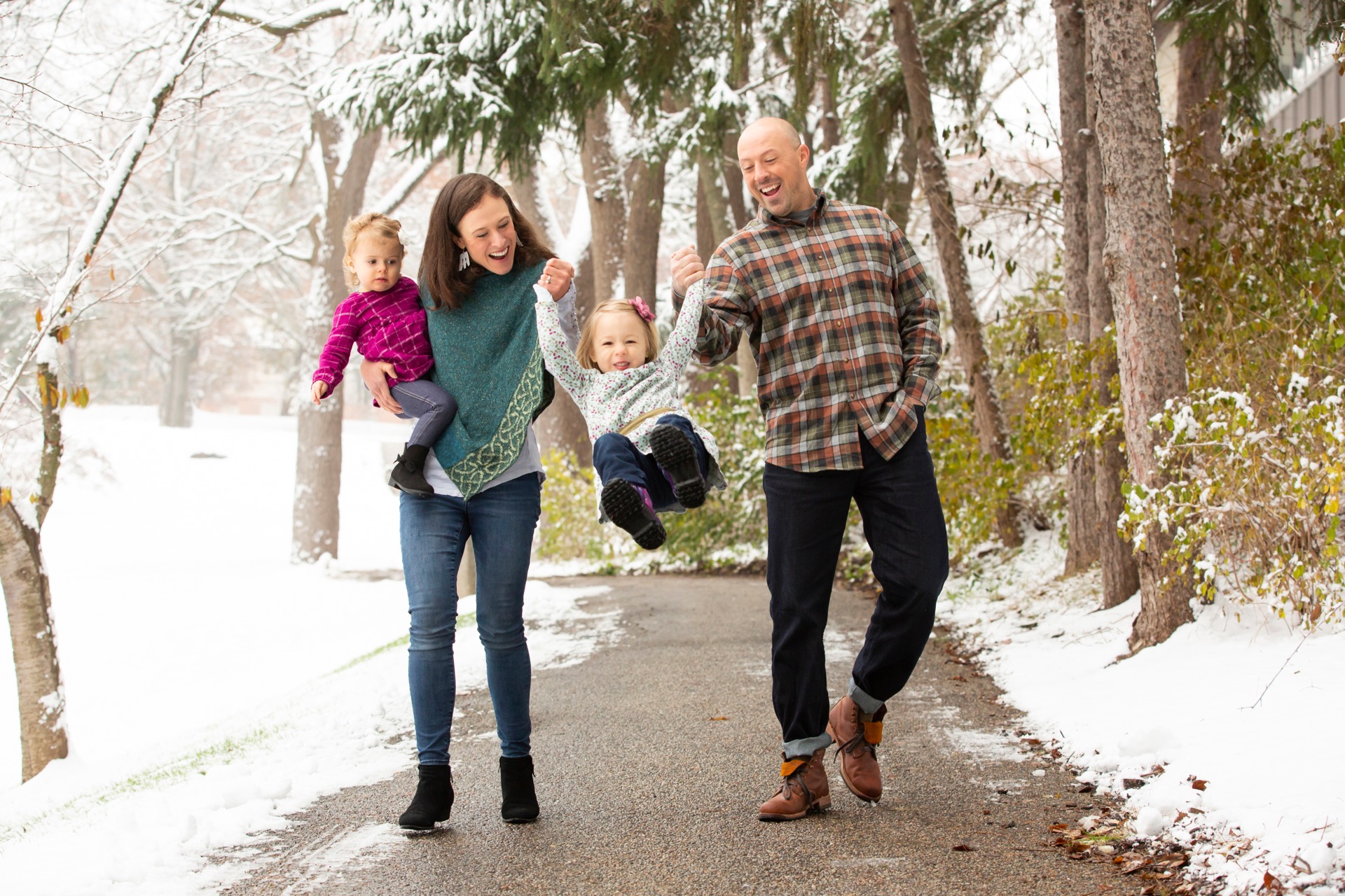 Winter family mini session snow Grand Rapids Michigan