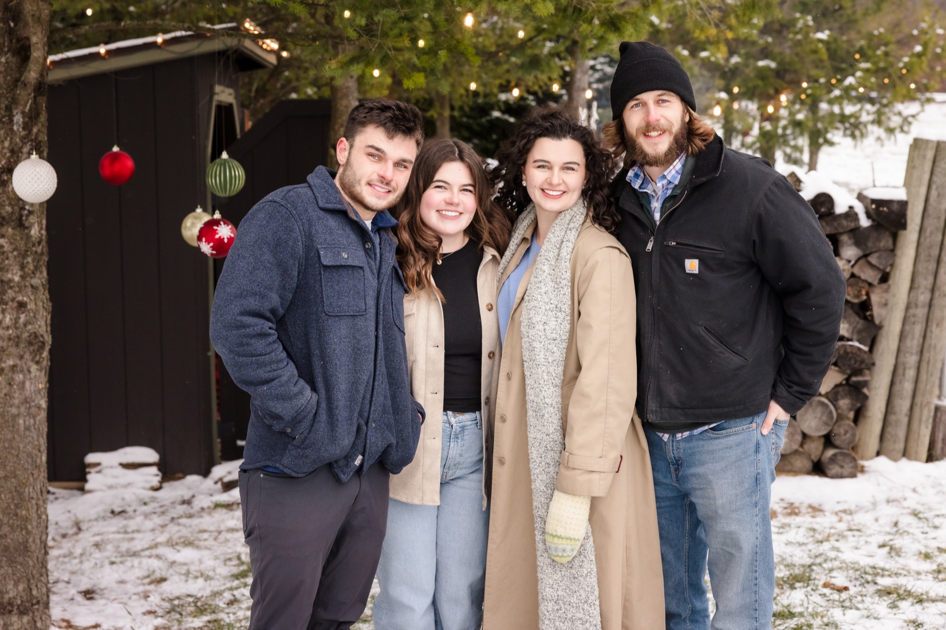 Winter holiday family mini session Michigan